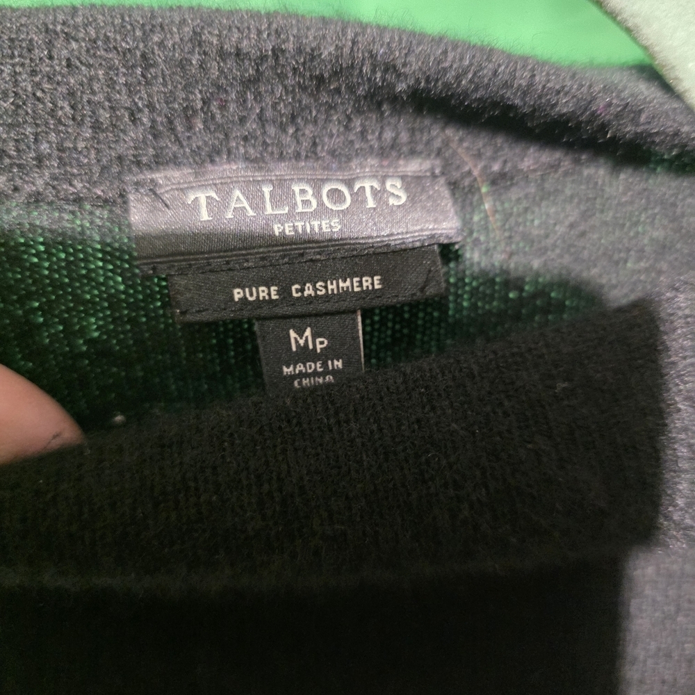Talbots Pure Cashmere Medium Petite Black Long Sleeve Sweater PTP 19 - Picture 4 of 4
